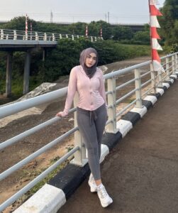 Cerita Sex Ku Kepuasan Bersama Dildo