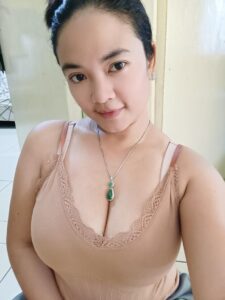 Cerita Sex Ketagihan Dengar Desahan Tante Lia