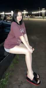 Cerita Sex Menjual Senyum di Malam Hari